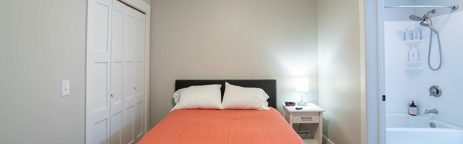 Old Deshler Library Vacation Rental - Bedroom